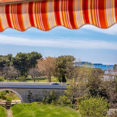 Apartment Vito With Sea View 파자나 외부 사진