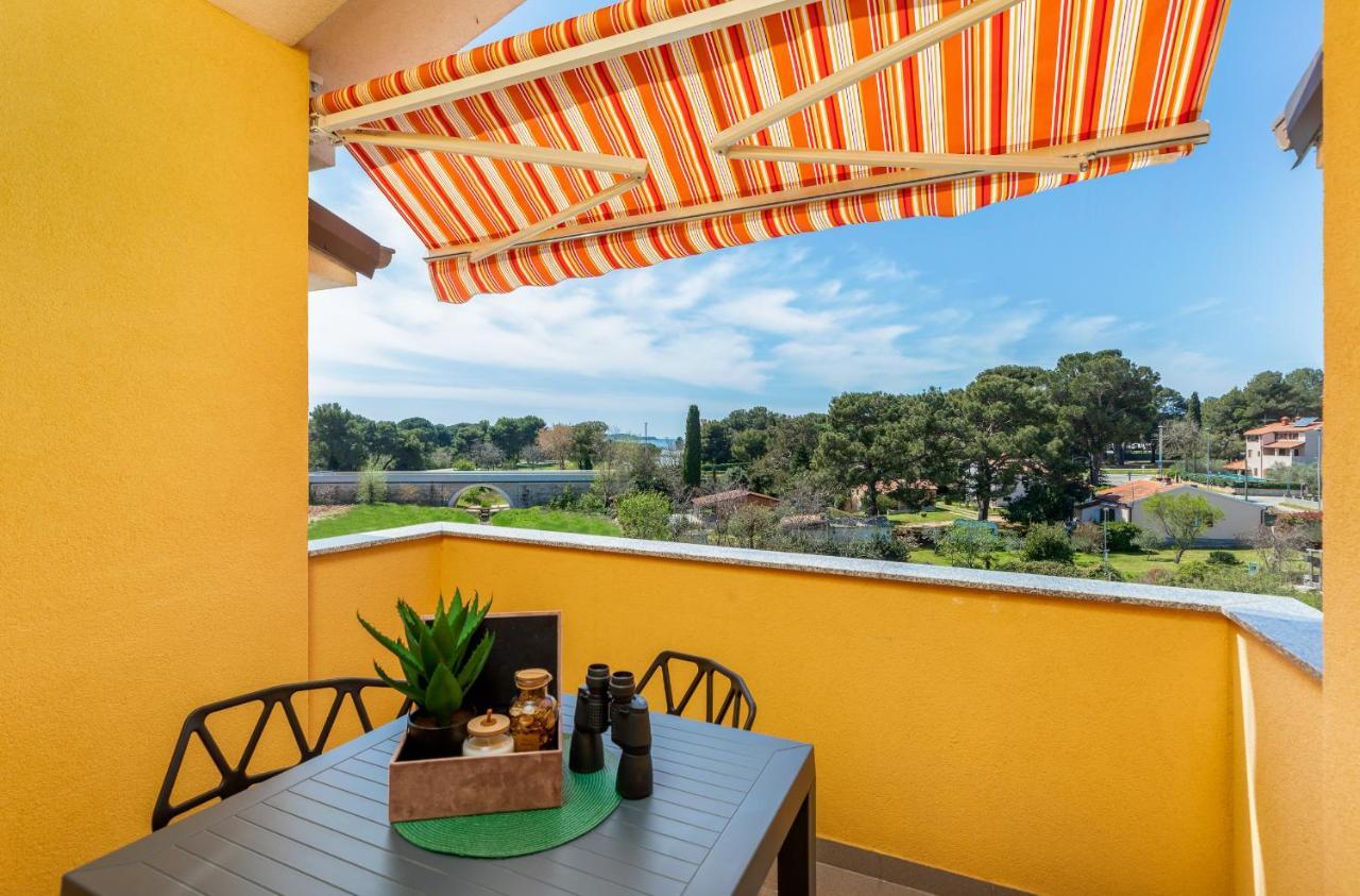 Apartment Vito With Sea View 파자나 외부 사진