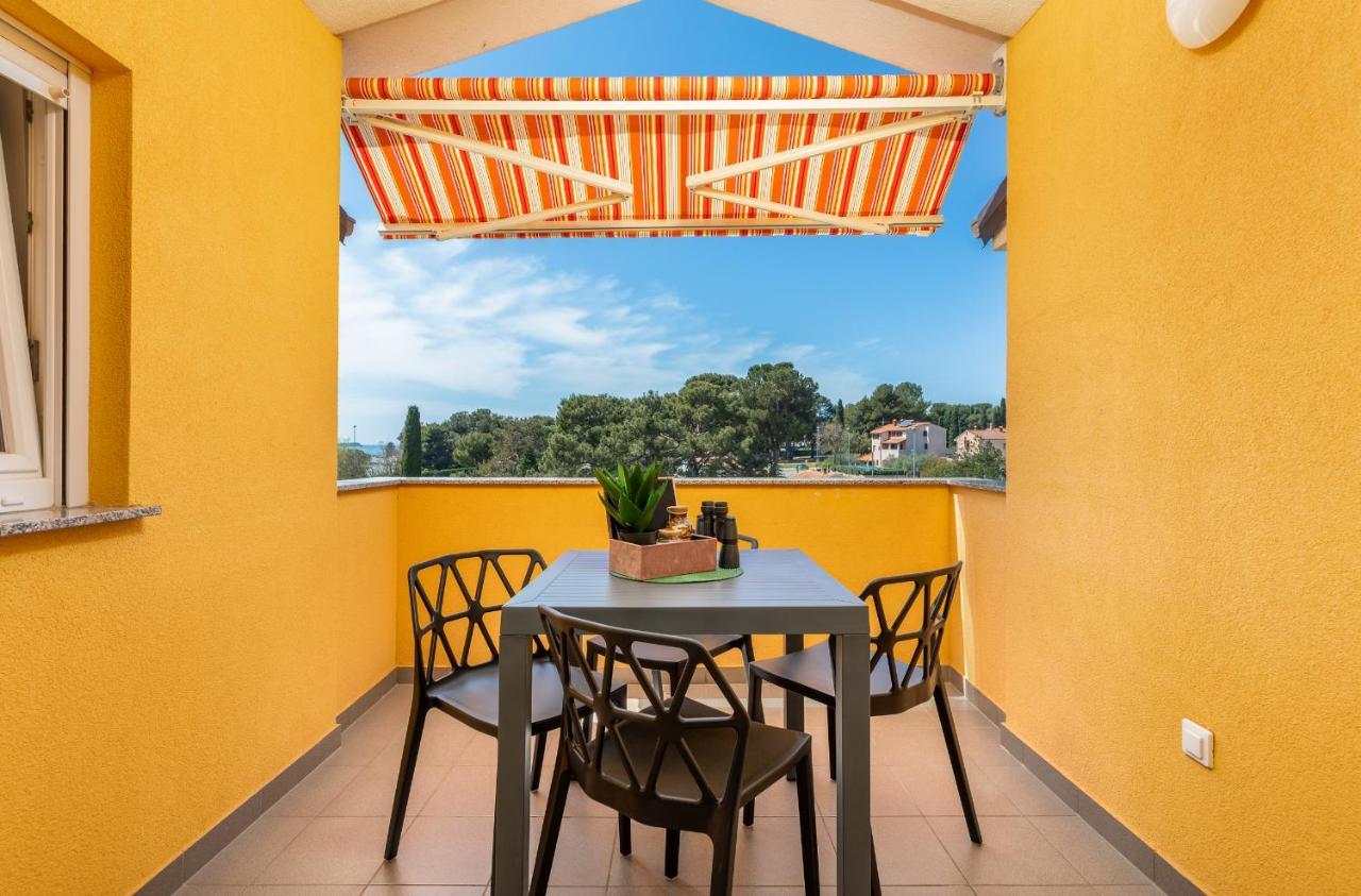 Apartment Vito With Sea View 파자나 외부 사진